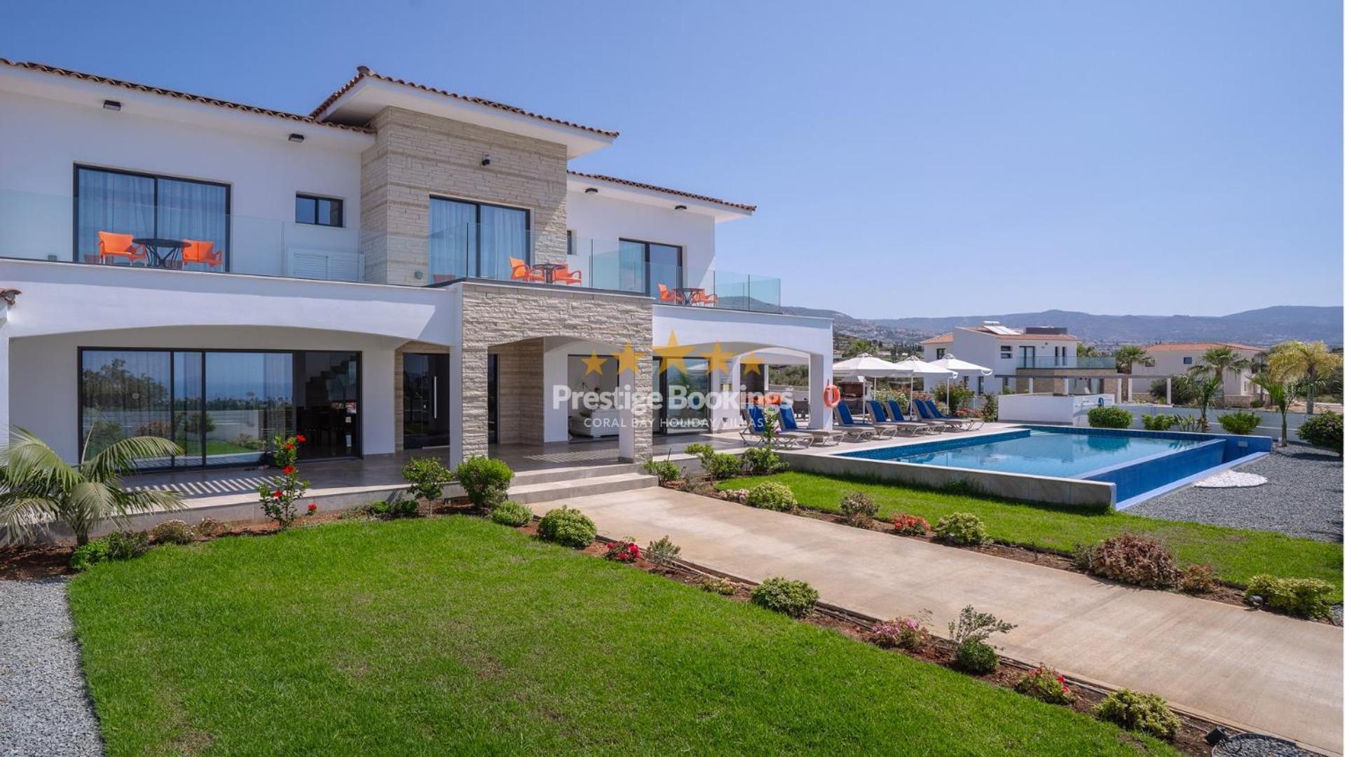 Aretousa Ena By Prestige Bookings * Peyia